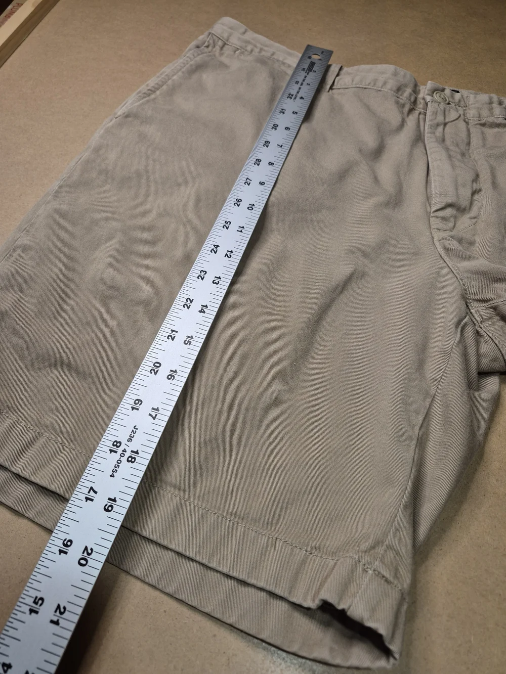 J. Crew Men's Light Khaki Flat-Front Shorts 4213/7